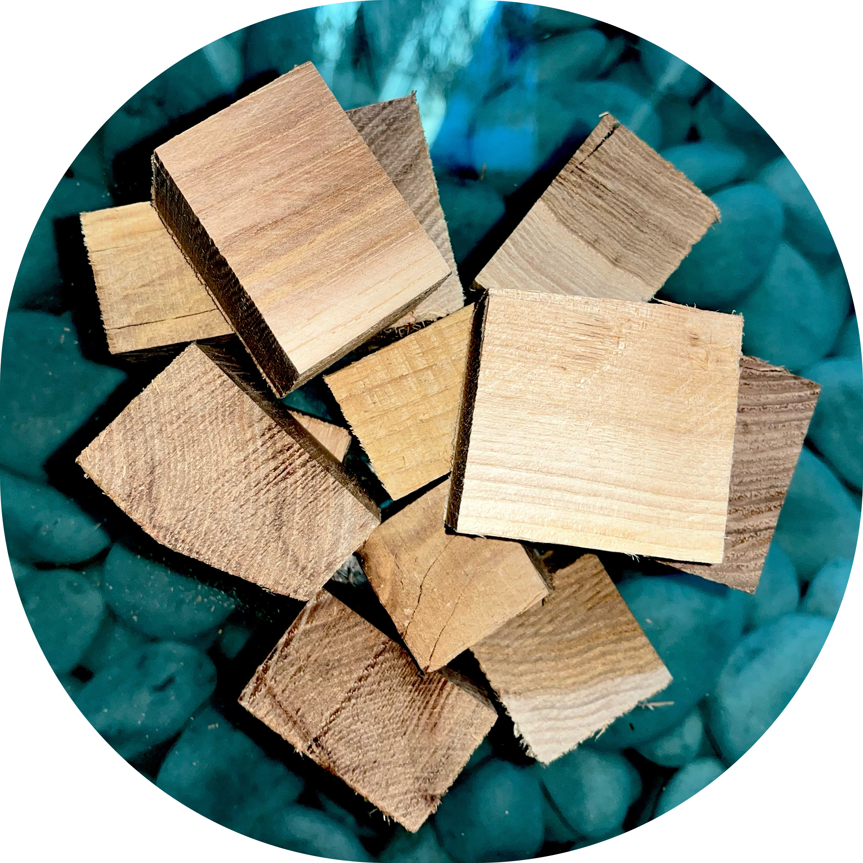 Pedaços de madeira de nogueira (Hickory) seca, para defumar. 1kg